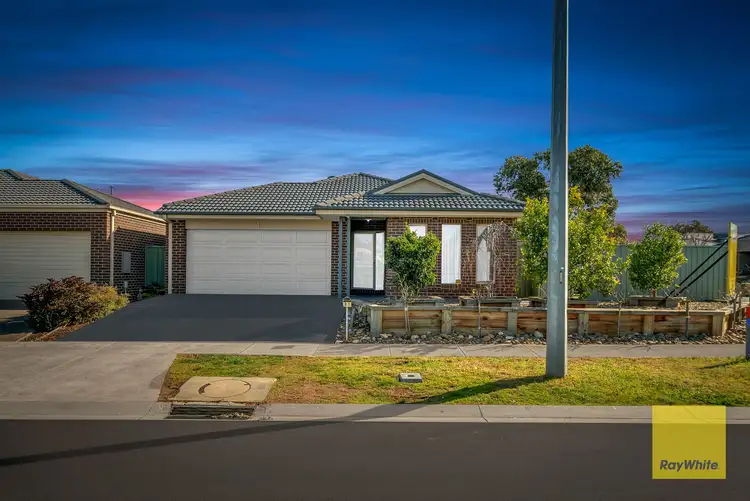 81 Manuka Grove, Wyndham Vale VIC 3024