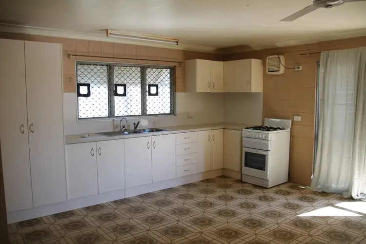 Sixth view of Homely block of units listing, 18 Alfred Street, St George QLD 4487