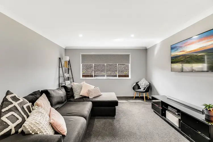 Sixth view of Homely house listing, 5 Greenleaf Terrace, Hodgson Vale QLD 4352