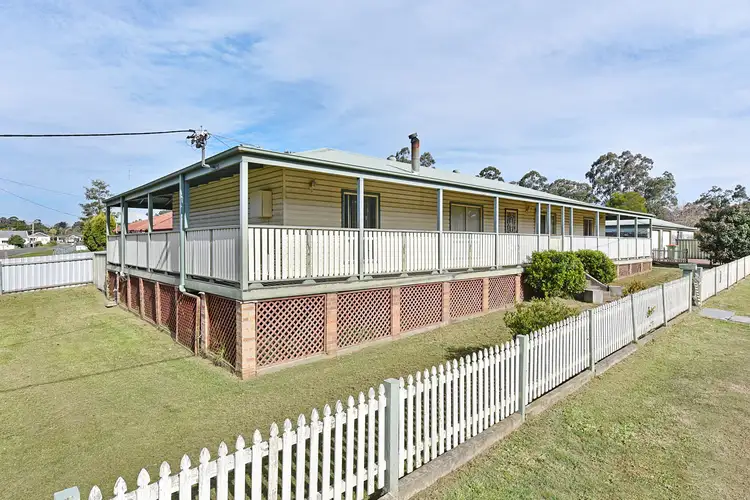 17 Blacks Road, Paxton NSW 2325