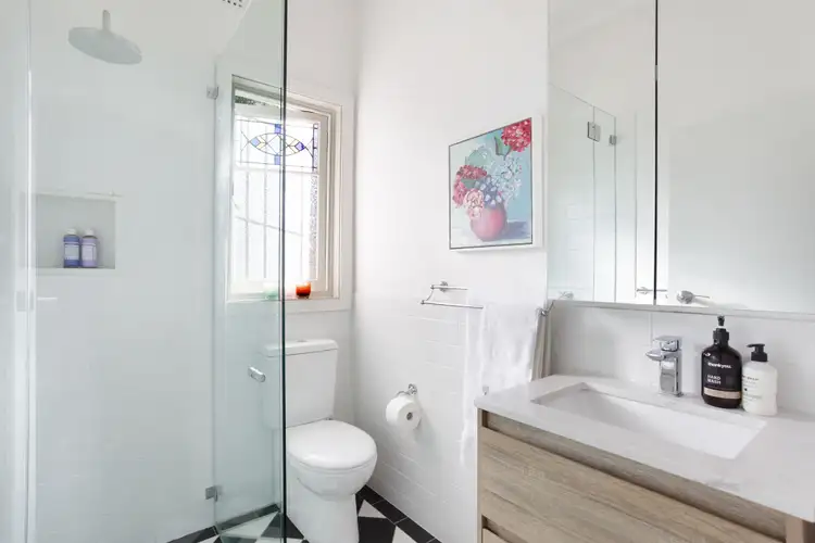 Sixth view of Homely apartment listing, 4/3 Bates Avenue, Paddington NSW 2021