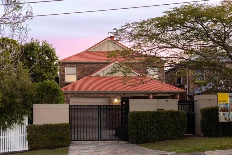 38 Leslie Street, Bardon QLD 4065