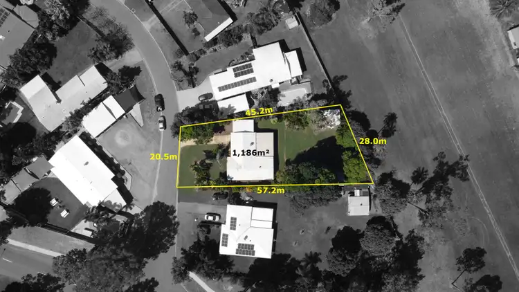 4 Lotus Court, Bushland Beach QLD 4818