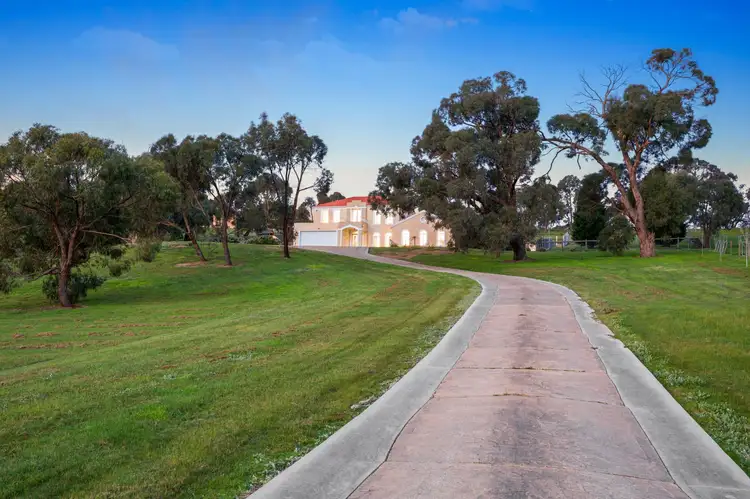 1120 Valley Drive, Hidden Valley VIC 3756