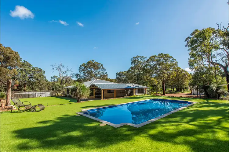 300 Santa Gertrudis Drive, Lower Chittering WA 6084