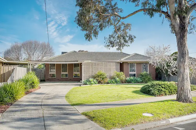 Second view of Homely house listing, 5 Martha Court, Craigieburn VIC 3064