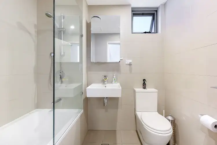 Fifth view of Homely unit listing, 302B/2 Rowe Drive, Potts Hill NSW 2143