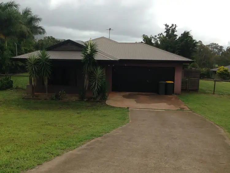 33 Moffat Drive, Tolga QLD 4882