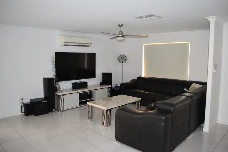 Sixth view of Homely house listing, 3 Kaitlyn Place, Emerald QLD 4720