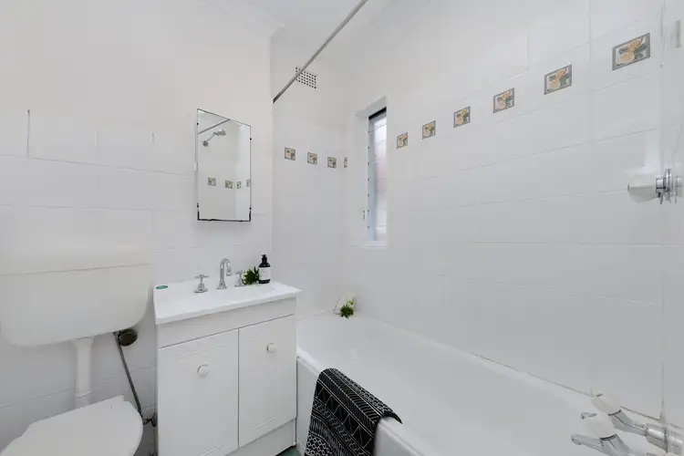 Sixth view of Homely apartment listing, 4/38A FLOOD Street, Bondi NSW 2026