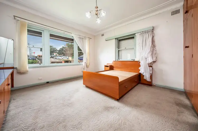 Fifth view of Homely house listing, 33 Ercildoune Avenue, Beverley Park NSW 2217
