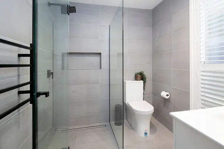 Sixth view of Homely house listing, 19 Candwindara Court, Langwarrin VIC 3910