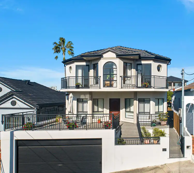 10 Bayview Avenue, Earlwood NSW 2206