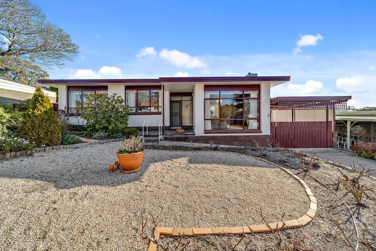 3 Mauldon Street, Chifley ACT 2606