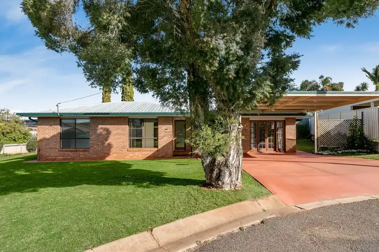 4 Herzer Court, Kearneys Spring QLD 4350
