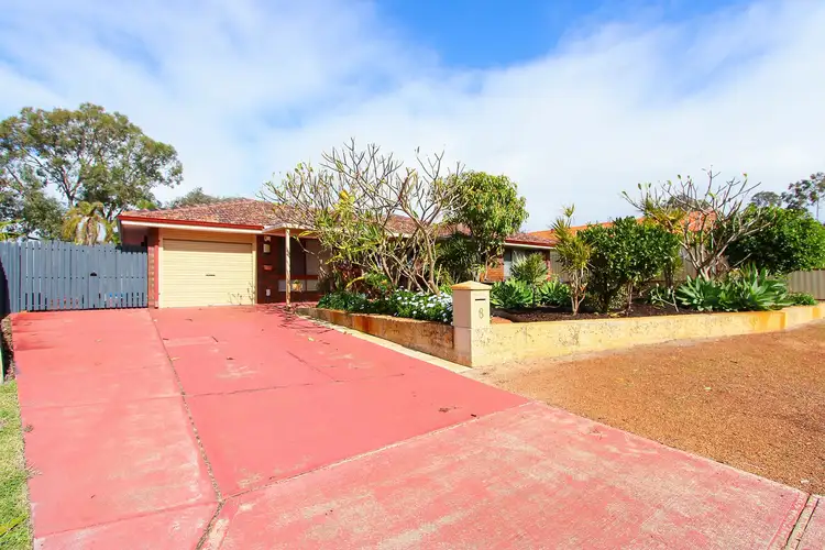 8 Pucas Court, Beechboro WA 6063