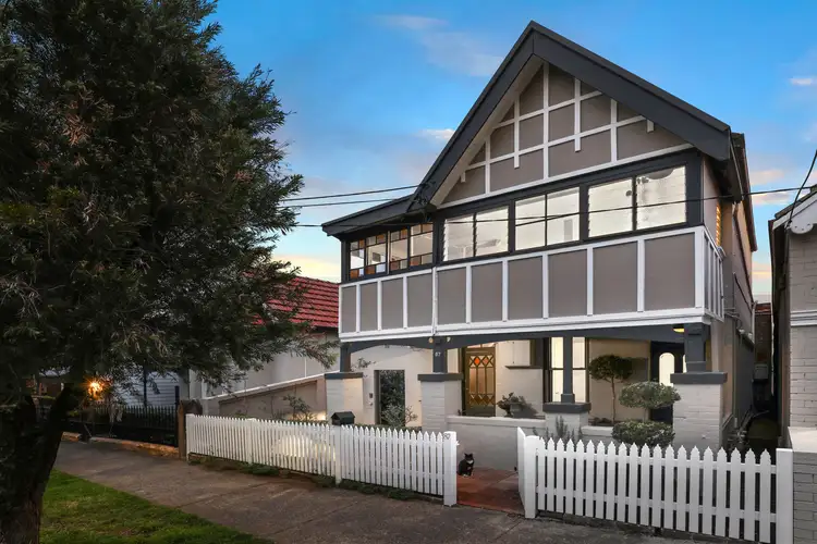 87 Clarendon Road, Stanmore NSW 2048