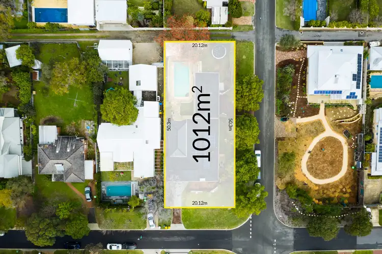 32 Goldsmith Road, Dalkeith WA 6009