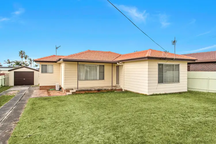 11 Dovers Avenue, Albion Park NSW 2527
