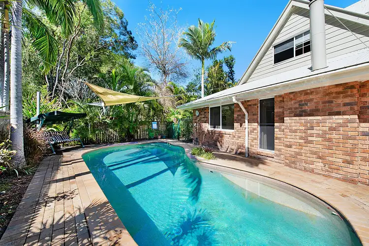 Second view of Homely house listing, 4 Hoana Place, Kenmore QLD 4069