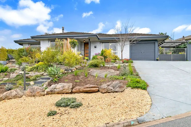 1 Norma Court, Hallett Cove SA 5158