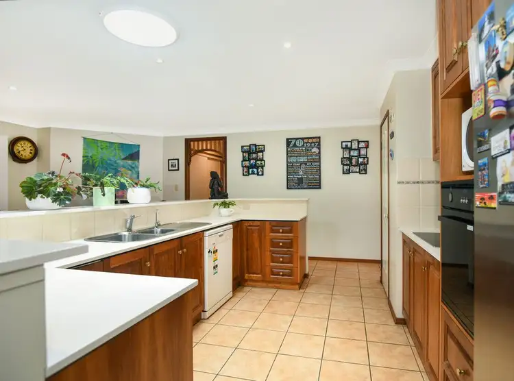 Fifth view of Homely house listing, 5 McLachlan Drive, Highfields QLD 4352