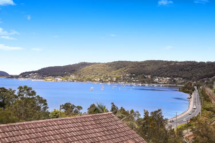 20 Kateena Avenue, Tascott NSW 2250