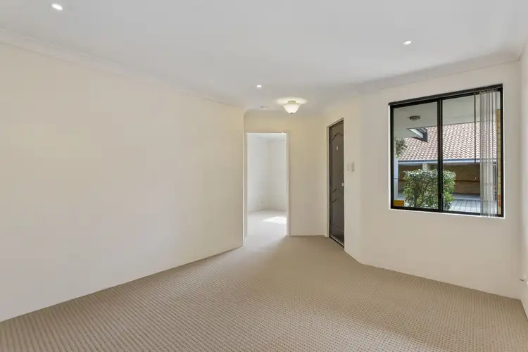 Fourth view of Homely unit listing, 6/163 Hamilton Street, Queens Park WA 6107
