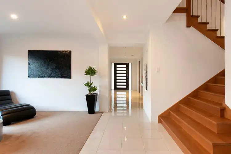 Second view of Homely house listing, 5 Kingham Place, Carindale QLD 4152