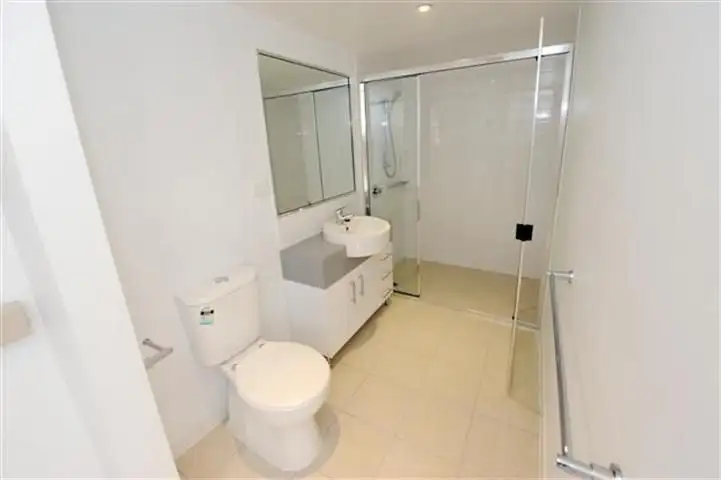 Fourth view of Homely unit listing, 8/24 Kent Street, West Gladstone QLD 4680