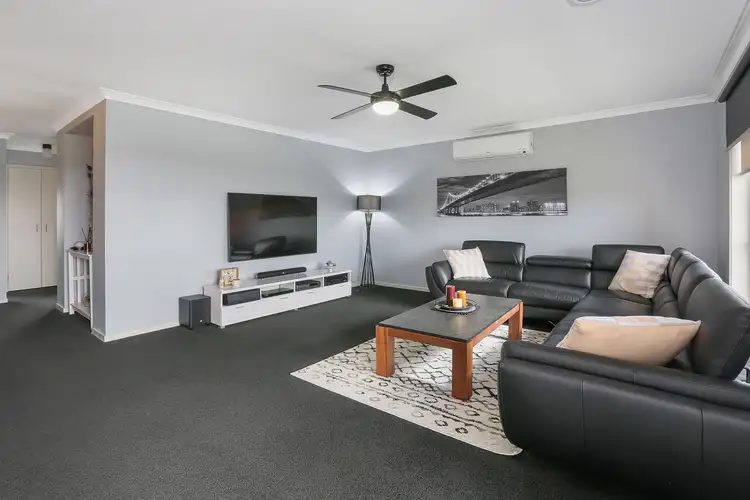 Fifth view of Homely house listing, 8 Eastlakes Boulevard, Lara VIC 3212
