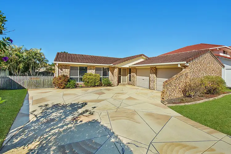 3 Conrad Place, Wishart QLD 4122