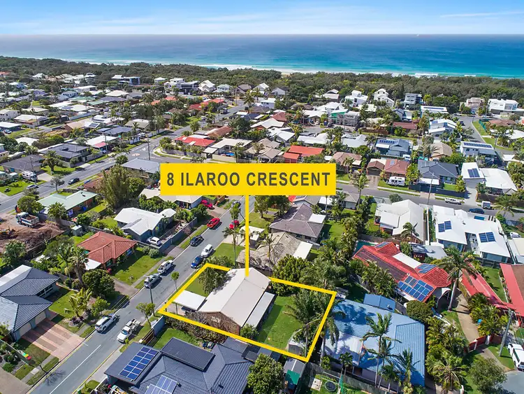 8 Ilaroo Crescent, Warana QLD 4575