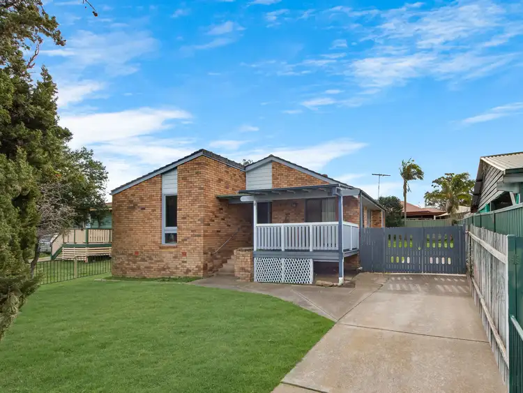 11 Rowley Place, Airds NSW 2560