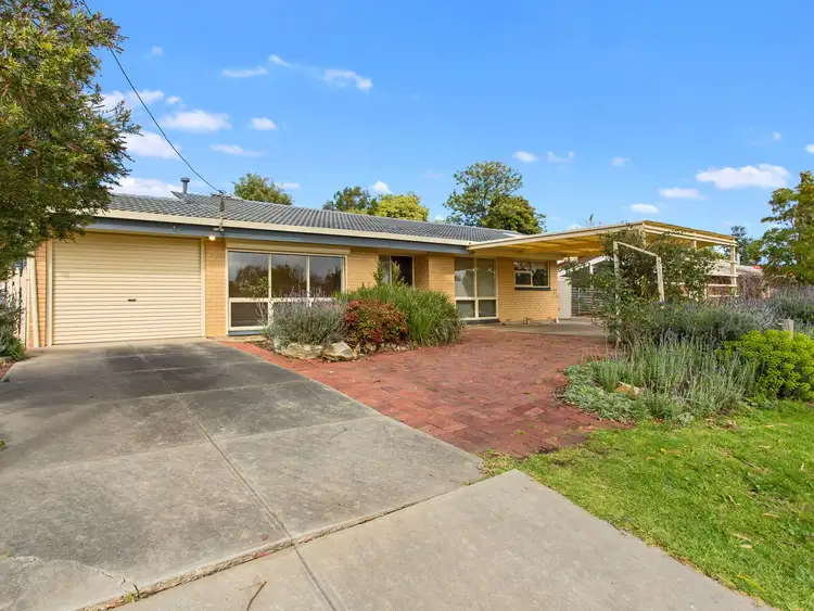 20 Greenwillow Crescent, Happy Valley SA 5159