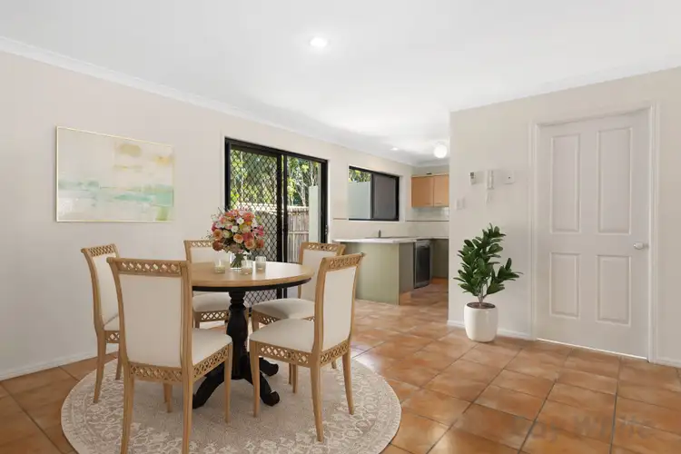 Third view of Homely villa listing, 8/25 Buckingham Place, Eight Mile Plains QLD 4113