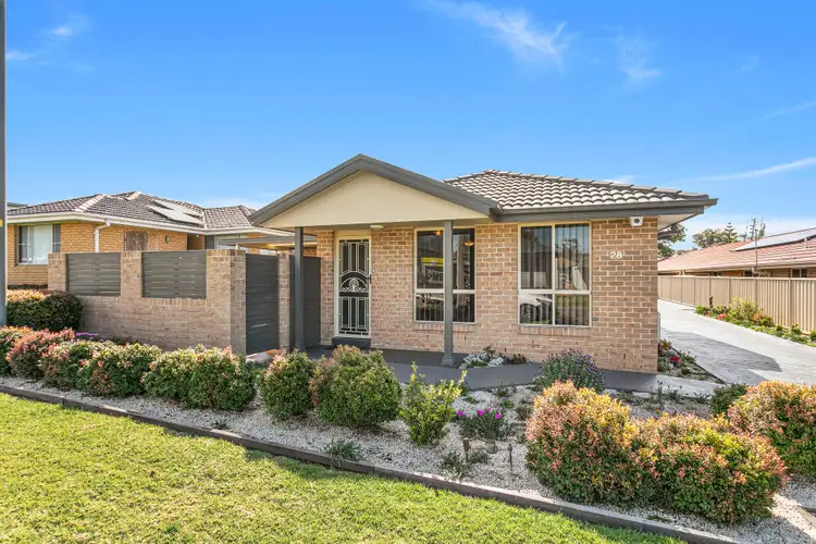 1/28 Wentworth Street, Oak Flats NSW 2529
