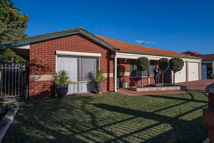 23 Beenan Elbow, South Guildford WA 6055