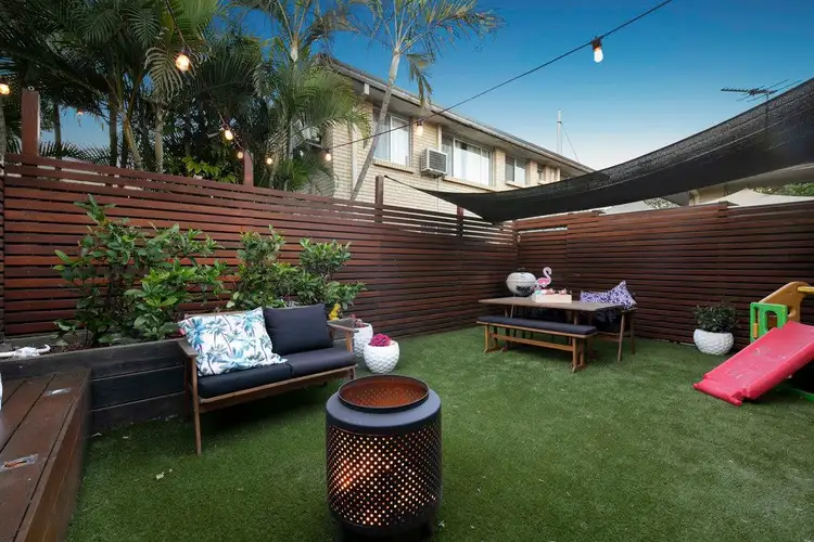 2/199 Park Road, Yeerongpilly QLD 4105