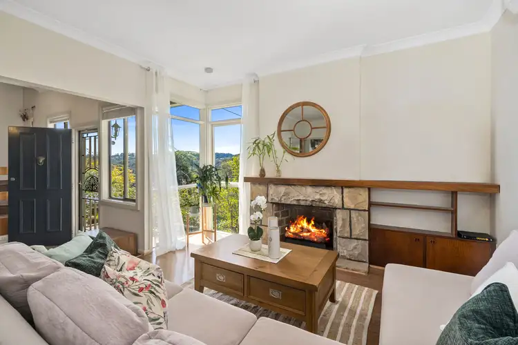 11 Milham Crescent, Forestville NSW 2087