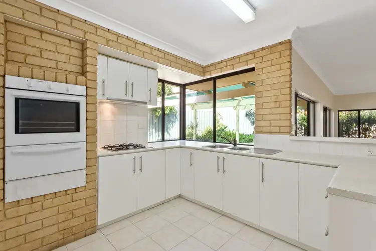 Sixth view of Homely house listing, 2 Chandler Road, Sorrento WA 6020