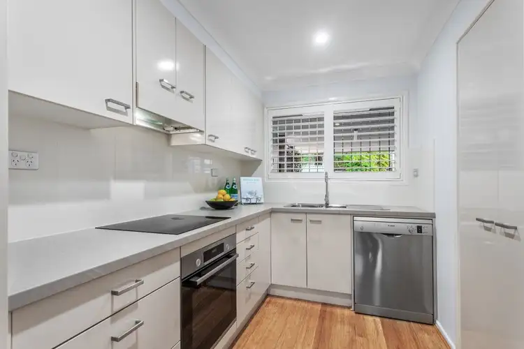 Sixth view of Homely townhouse listing, 2/33 Windsor Avenue, Lutwyche QLD 4030