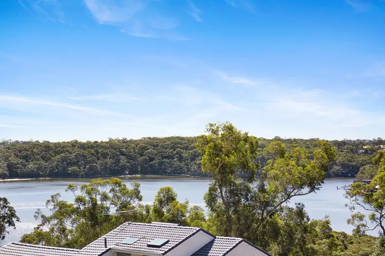 59 Bignell Street, Illawong NSW 2234