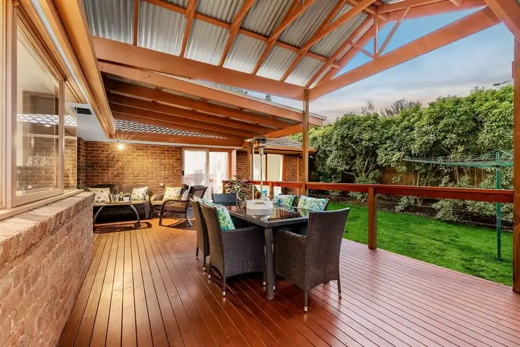 23 Lesay Drive, Saint Helena VIC 3088