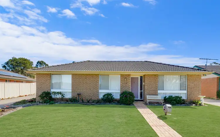 Main view of Homely villa listing, 1/19 Coleville Place, Rosemeadow NSW 2560