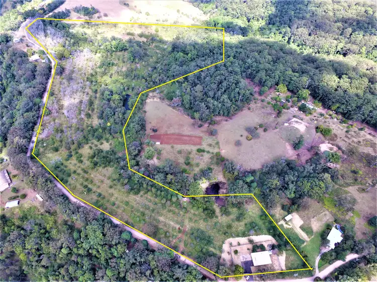 240 English Road, Kiamba QLD 4560
