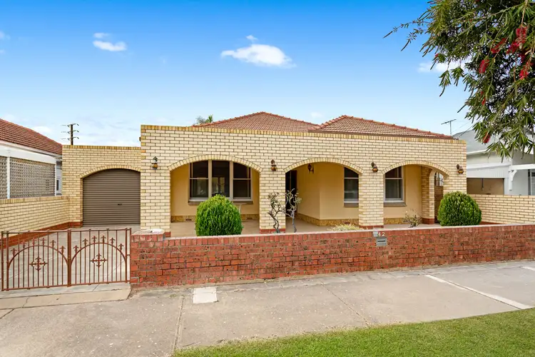 42 Russell Street, Ethelton SA 5015