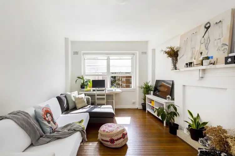 Main view of Homely apartment listing, 3/6-8 Ithaca Road, Elizabeth Bay NSW 2011