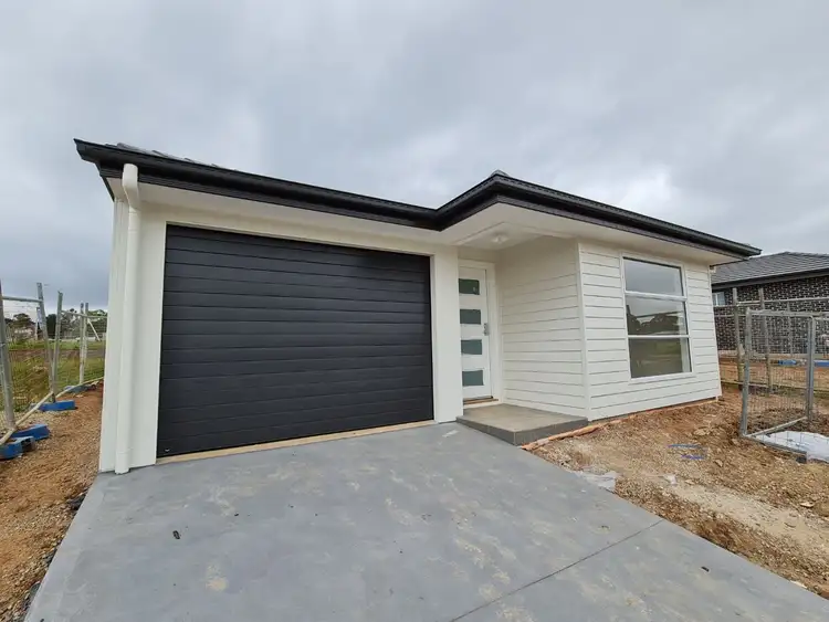 30 Gratwick Street, Bradbury NSW 2560
