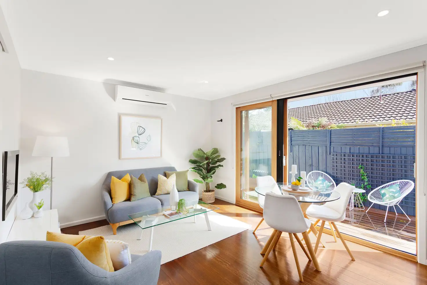 Main view of Homely unit listing, 2/18 Collingwood Street, Sandringham VIC 3191
